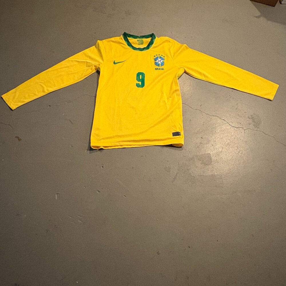 Nike Brazil Long Sleeve (2020-2021) Men's Size: Small